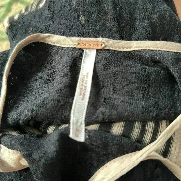 Free People Sleeveless Floral Lace Boho Summer Tank Top Size M Small Tie-Back - Picture 4 of 5